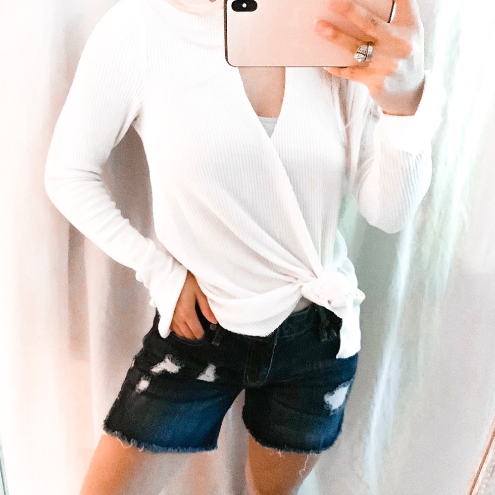 🛍 Hurley Distressed Medium Length Jeans Shorts 🛍